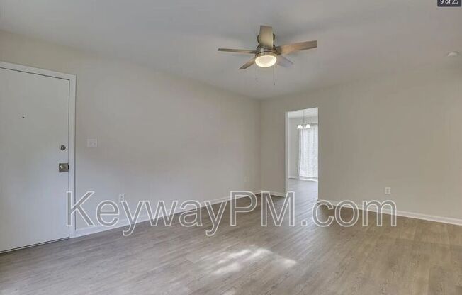 1030 CARRIAGE DR