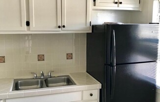 Studio, 1 bath, 395 sqft, $1,500