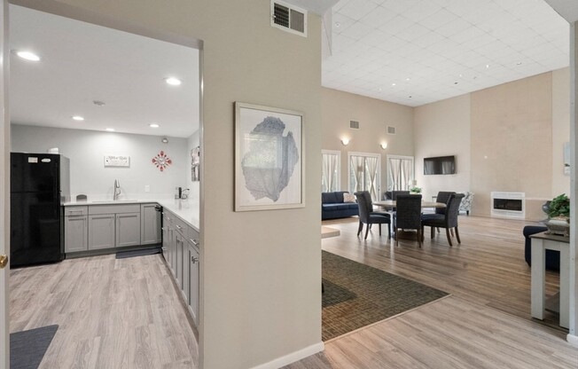 2 beds, 2 baths, 1,198 sqft, $2,800, Unit H303