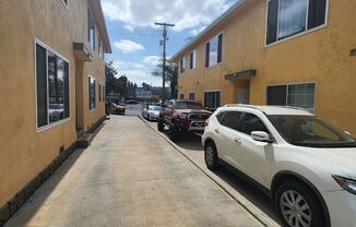 323 N VIRGIL AVE