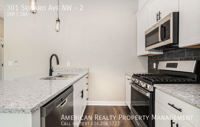 301 SEWARD AVE NW