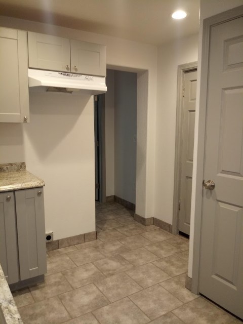 2 beds, 1 bath, $1,675