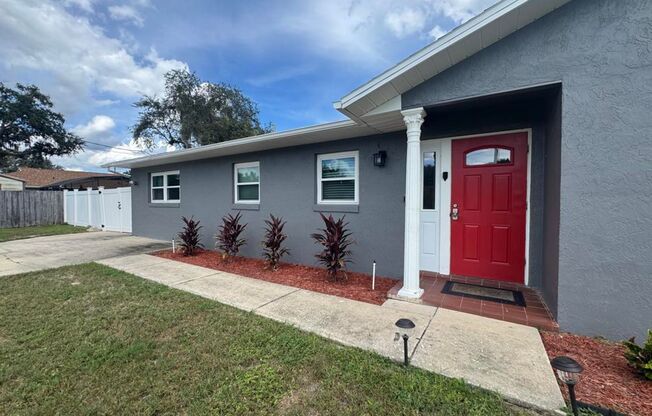 3/2 Pool Home in Deltona Lakes