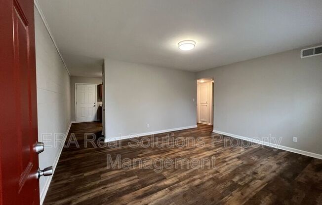 918 RARIG AVE