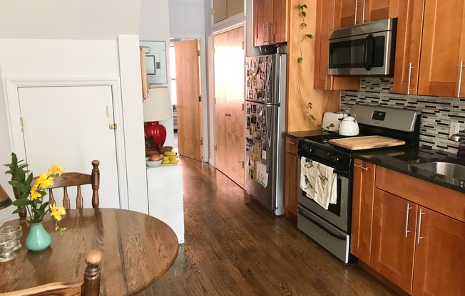 159 E 121 ST