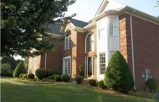 4 beds, 3.5 baths, $3,295