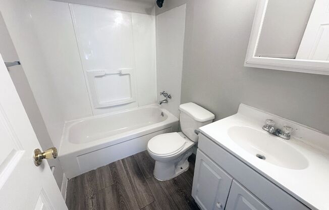 1 bed, 1 bath, 560 sqft, $825, Unit 605-07