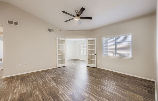 1 bed, 1 bath, 900 sqft, $1,577