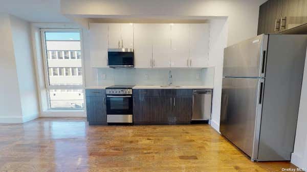 1 bed, 1 bath, $2,750, Unit 5J