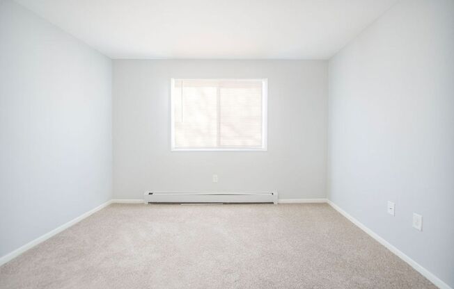 1 bed, 1 bath, 700 sqft, $1,240, Unit 116