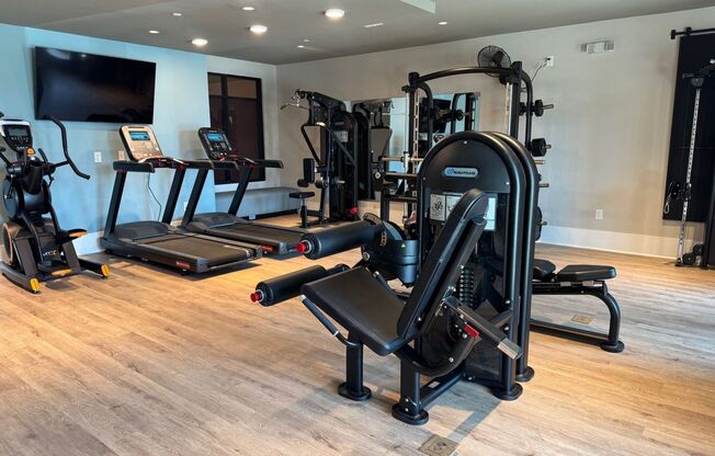 2 beds, 2 baths, 1,113 sqft, $1,525, Unit 1-304