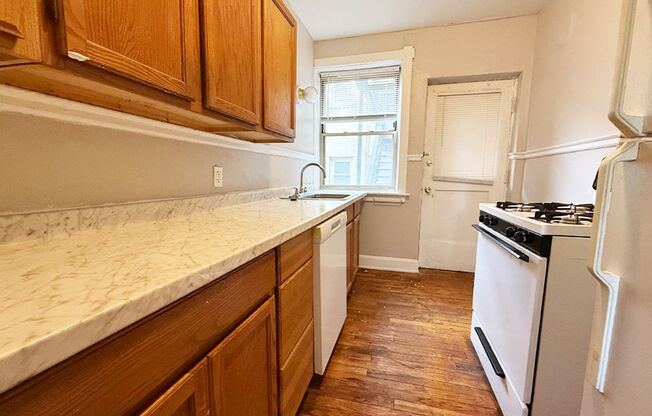 1 bed, 1 bath, 478 sqft, $895, Unit 3404-10