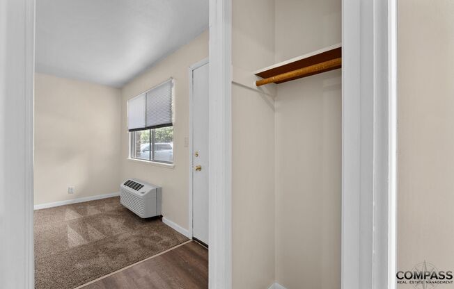 1 bed, 1 bath, 480 sqft, $875, Unit 113
