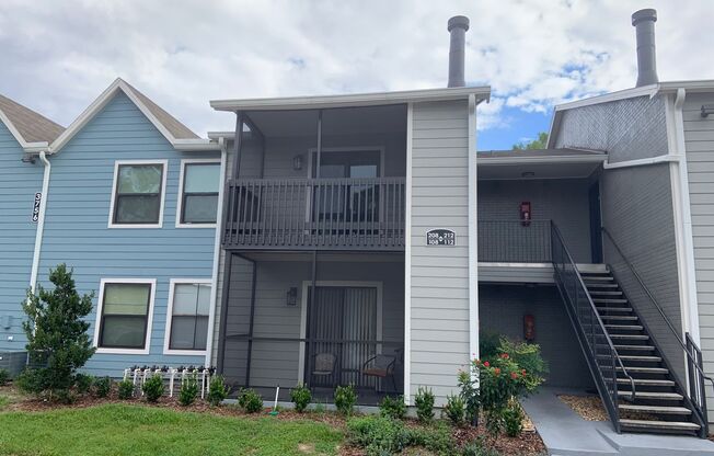 2 beds, 1 bath, $1,500, Unit #208