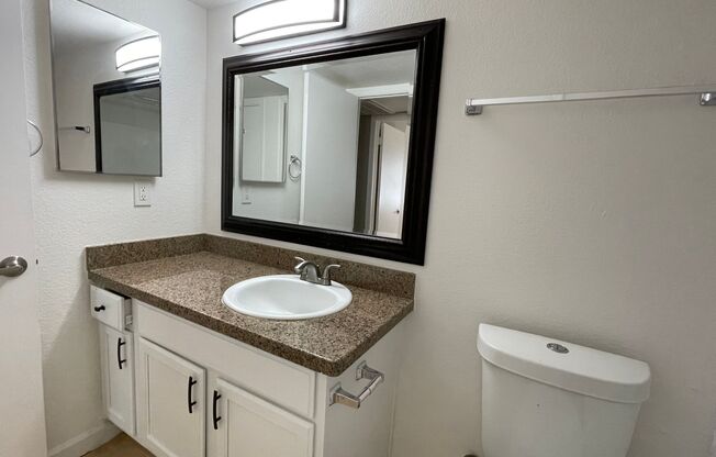Ready for Move-in! Two Bedroom One Bathroom in Tempe! Act Fast, Availability Will Not Last!