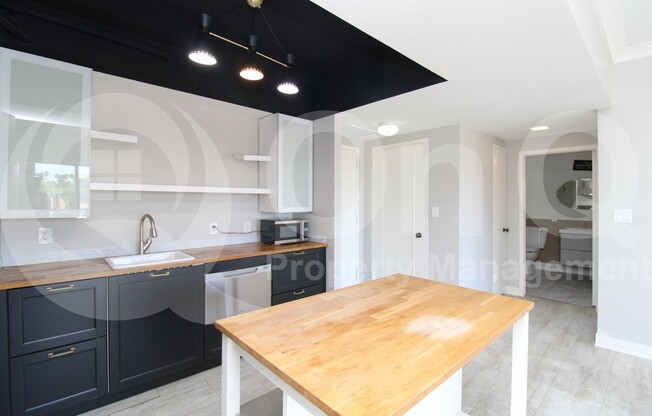 1 bed, 1 bath, 605 sqft, $1,699, Unit 2