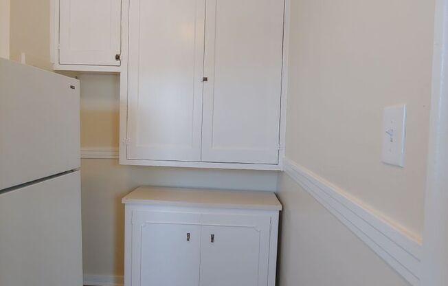 Studio, 1 bath, 430 sqft, $1,150, Unit 512
