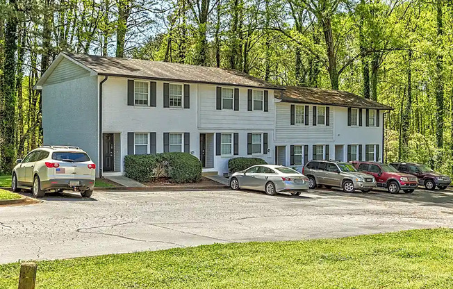 437 Creekview Court