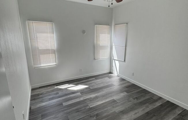 1941-1943 1/2 Bedford Ave.