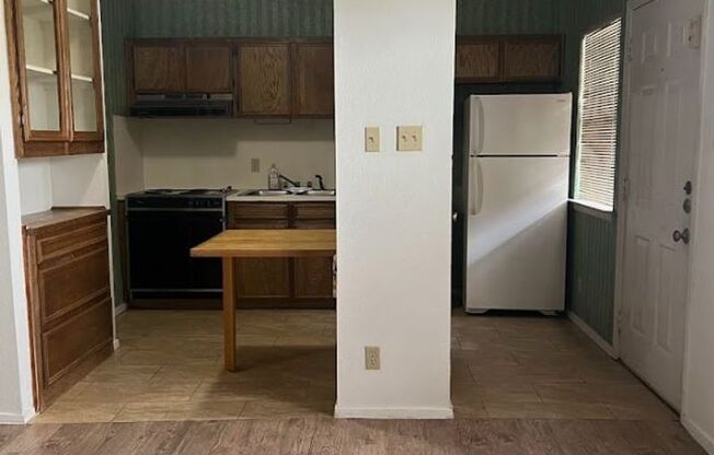 PRE LEASE CONDO FOR FALL 2026 - W/D Included