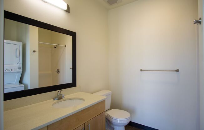 1 bed, 1 bath, $1,695, Unit 512