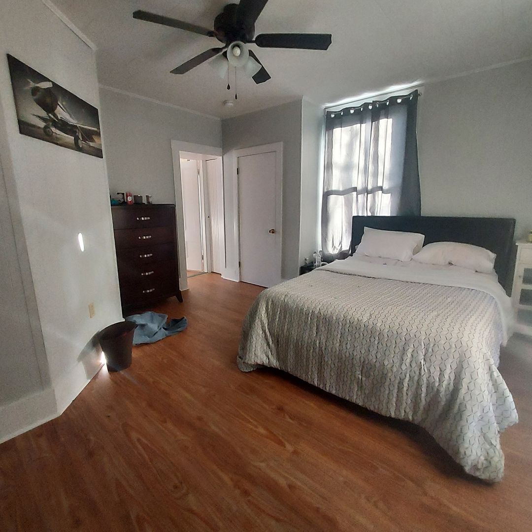 3 Packers Falls Rd
