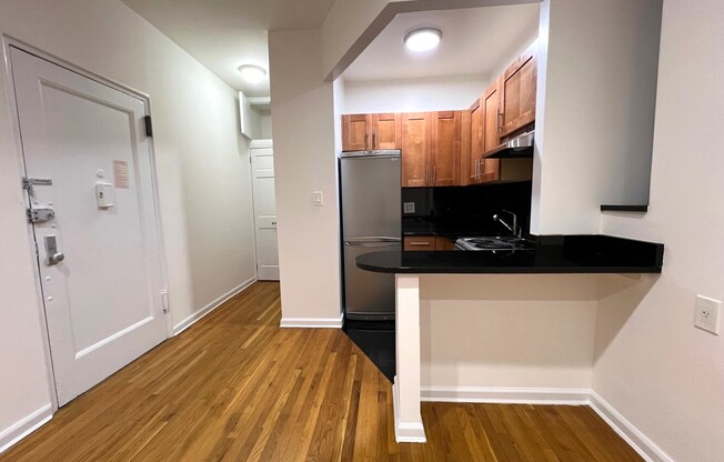 151 East 81st St