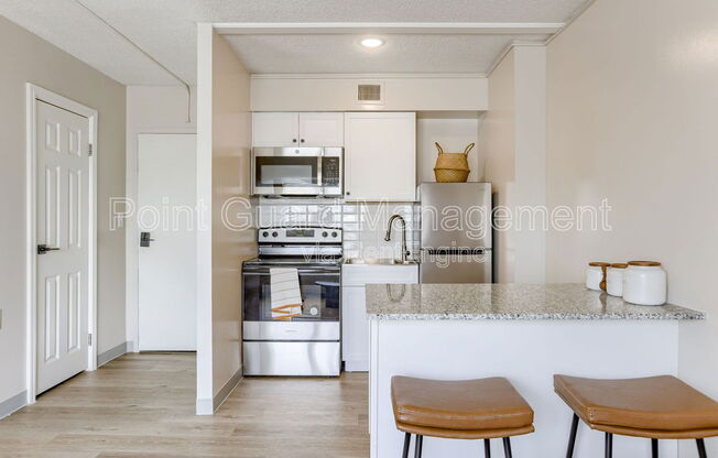 1 bed, 1 bath, 433 sqft, $795, Unit 201
