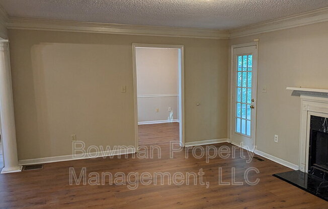 170 WOODHAVEN RDG