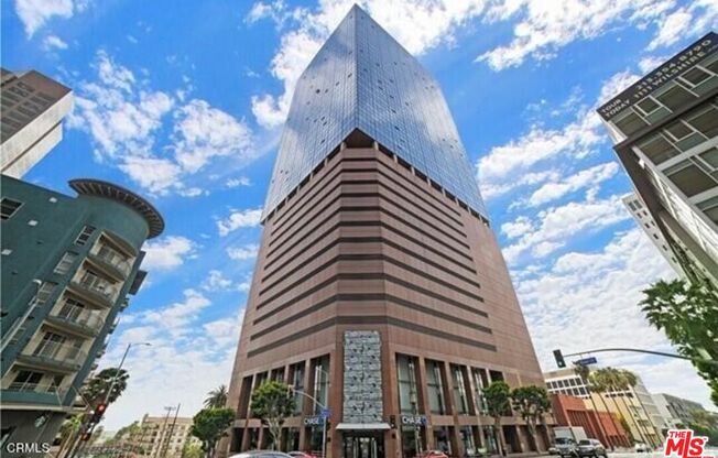 2 beds, 1.5 baths, 1,040 sqft, $3,980, Unit 1708