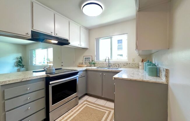 1 bed, 1 bath, 525 sqft, $1,975, Unit 15