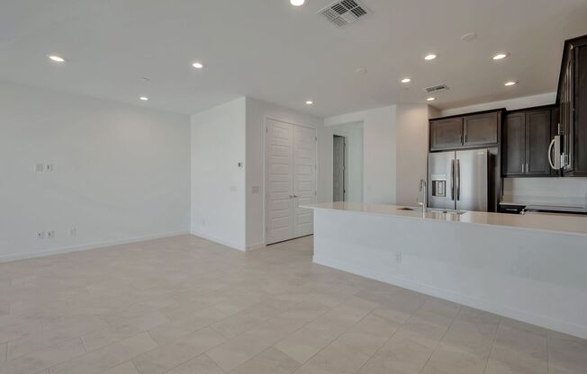 Brand New Luxurious Townhome in Warner Meadow