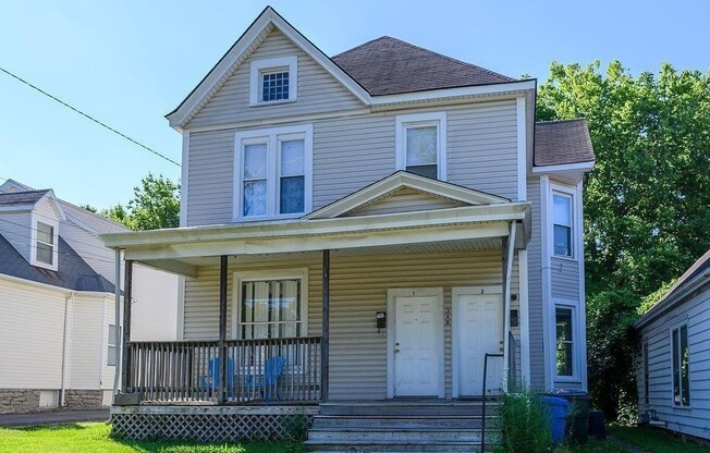 348 WOODLAND AVE