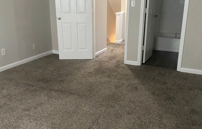 2 beds, 1.5 baths, 1,140 sqft, $1,450, Unit 104