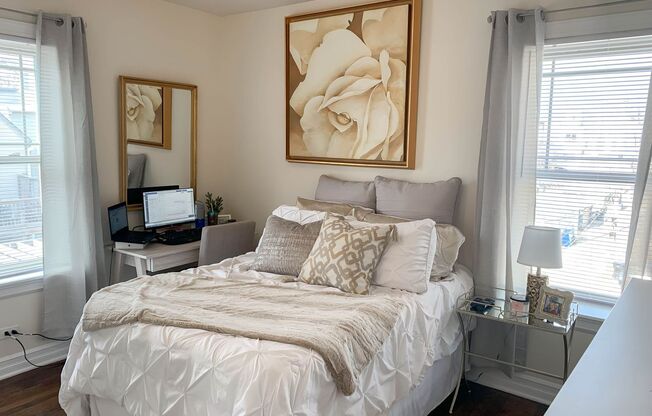 1 bed, 1 bath, 449 sqft, $2,135, Unit 3812S-2N