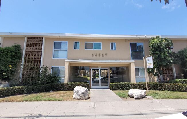 14517 S VERMONT AVE GARDENA, CA 90247