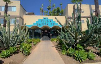 VILLA SANTA FE APARTMENTS