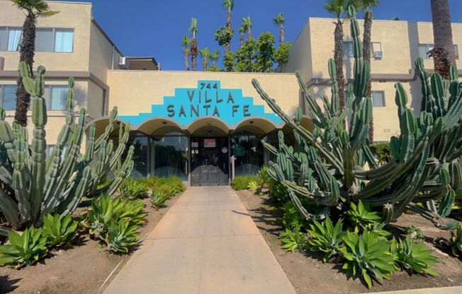 VILLA SANTA FE APARTMENTS