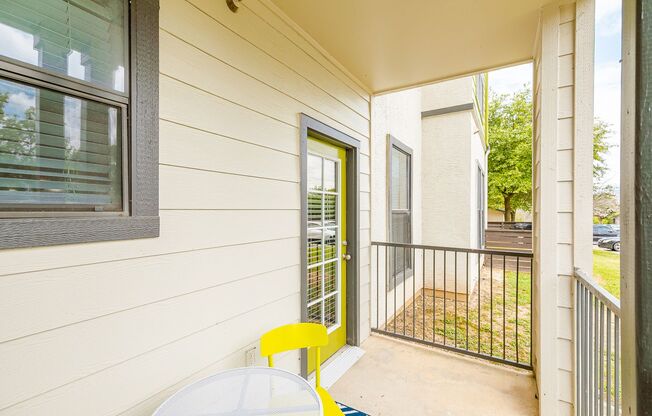 1 bed, 1 bath, 781 sqft, $1,104