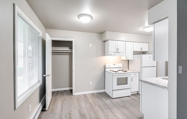 1 bed, 1 bath, 625 sqft, $999, Unit 2031-6