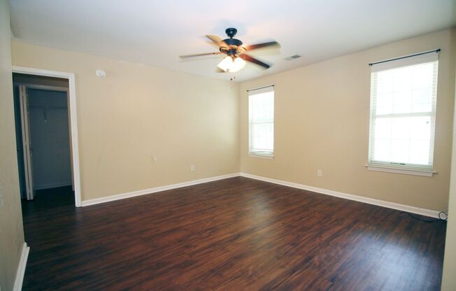 PRE-LEASING 2025! 3 Bedroom, 2 Bath - 1150 Olympia Avenue#A!