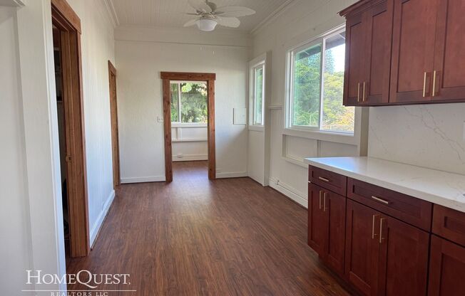 3 beds, 1 bath, $4,750