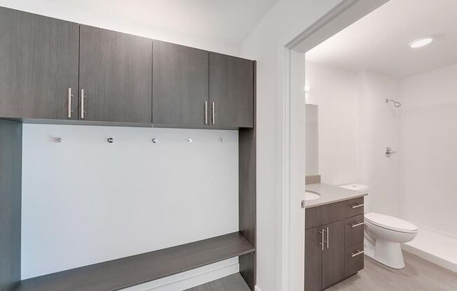 1 bed, 1 bath, 464 sqft, $1,750, Unit 302