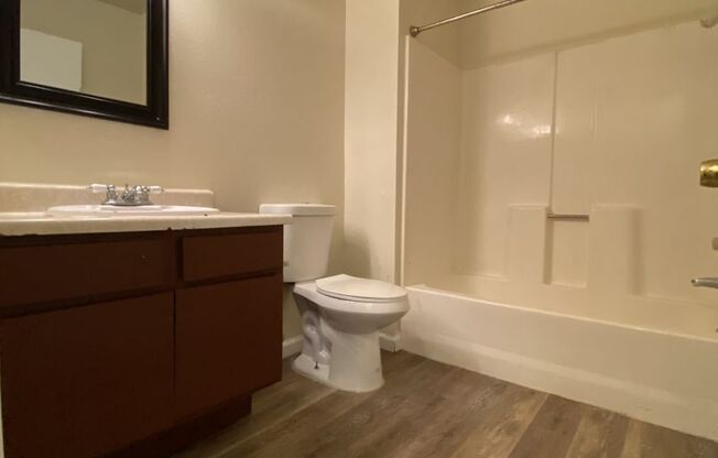 Studio, 1 bath, $1,095, Unit 03