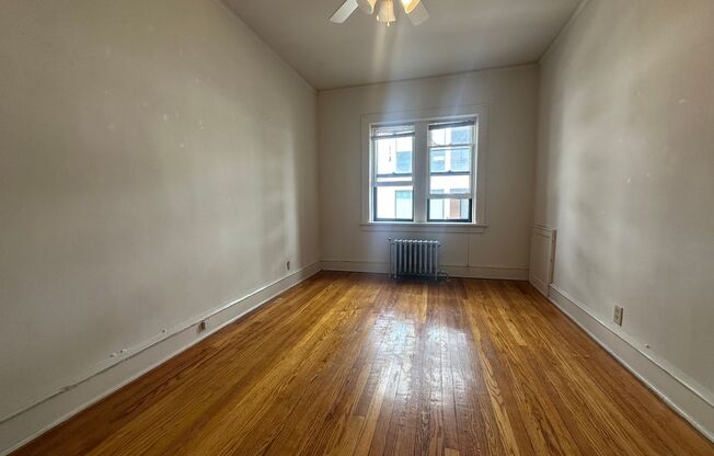 1628 Franklin
