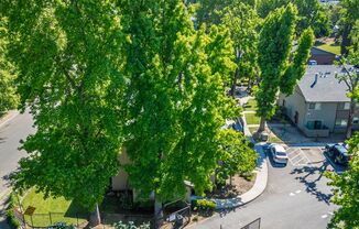 Ashbury Court Apartments