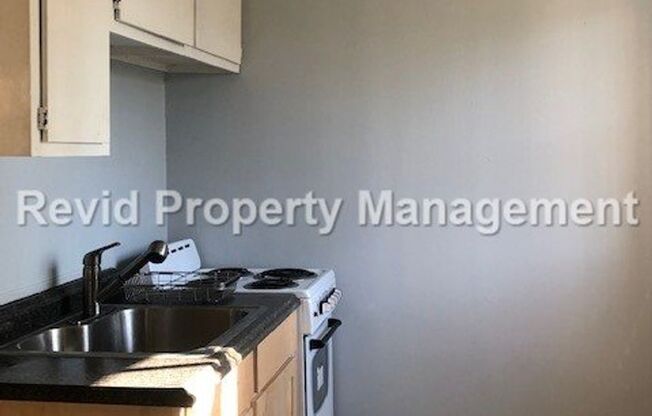 1205 Vance