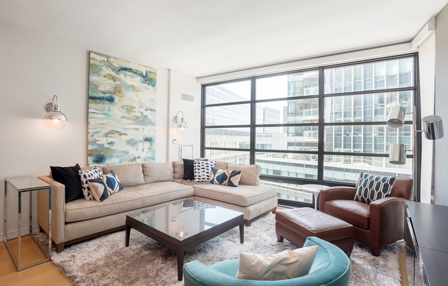 2 beds, 2 baths, 1,300 sqft, $10,000, Unit 9F