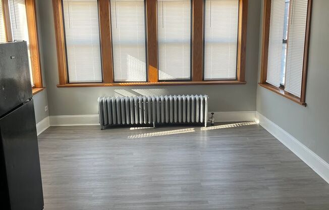 7953-59 S Saint Lawrence Ave