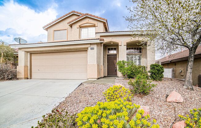 BEAUTIFUL 3 BD HOME LOCATED IN THE HEART OF SUMMERLIN!